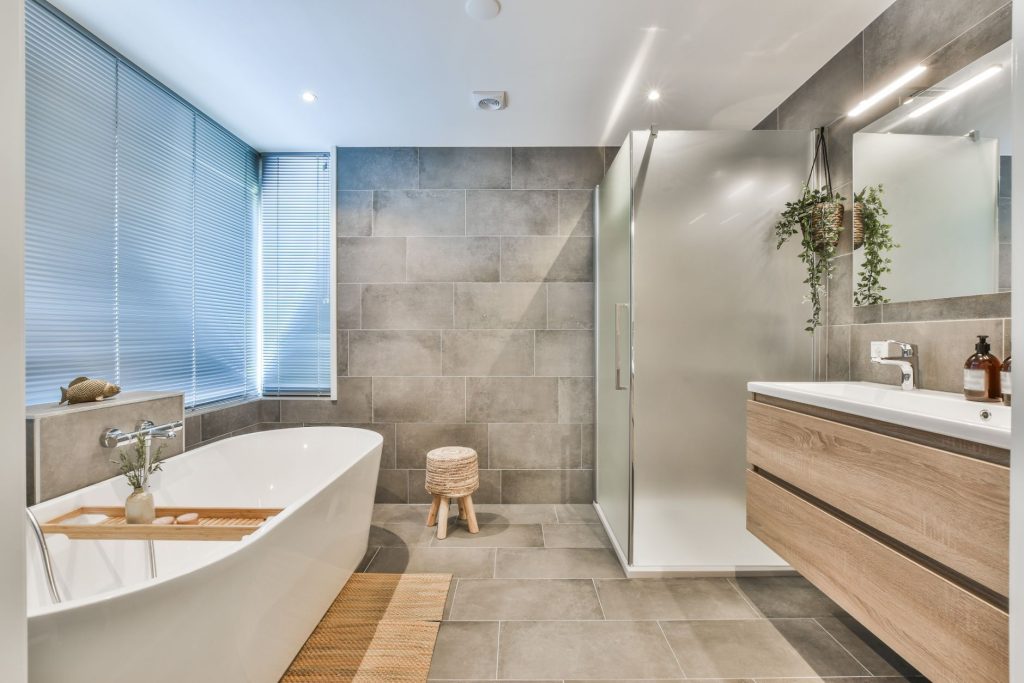 How to Use Contrast in Bathroom Interior Design